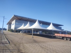 TENDA CHAPÉU DE BRUXA 10X10 BRANCA