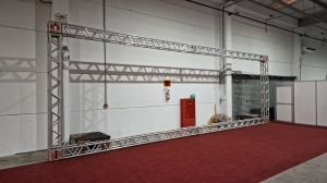 PORTAL E ESTRUTURAS EM ALUMINIO